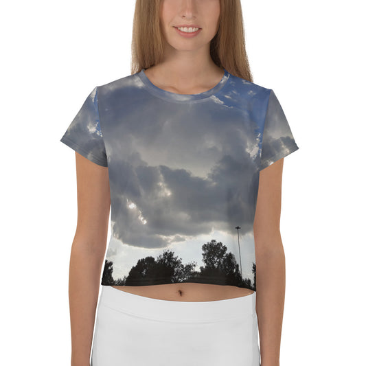 GG - Women's Crop Tee - Trees & Clouds