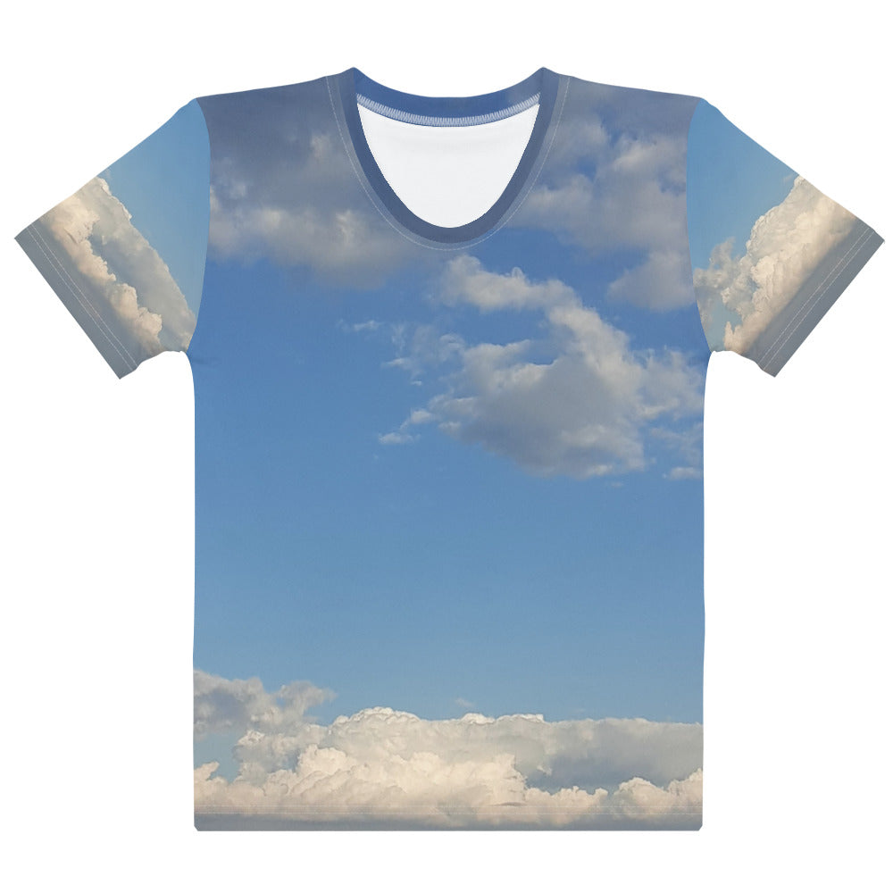 GG - Women's crew neck T-shirt - Clouds & Blue Sky